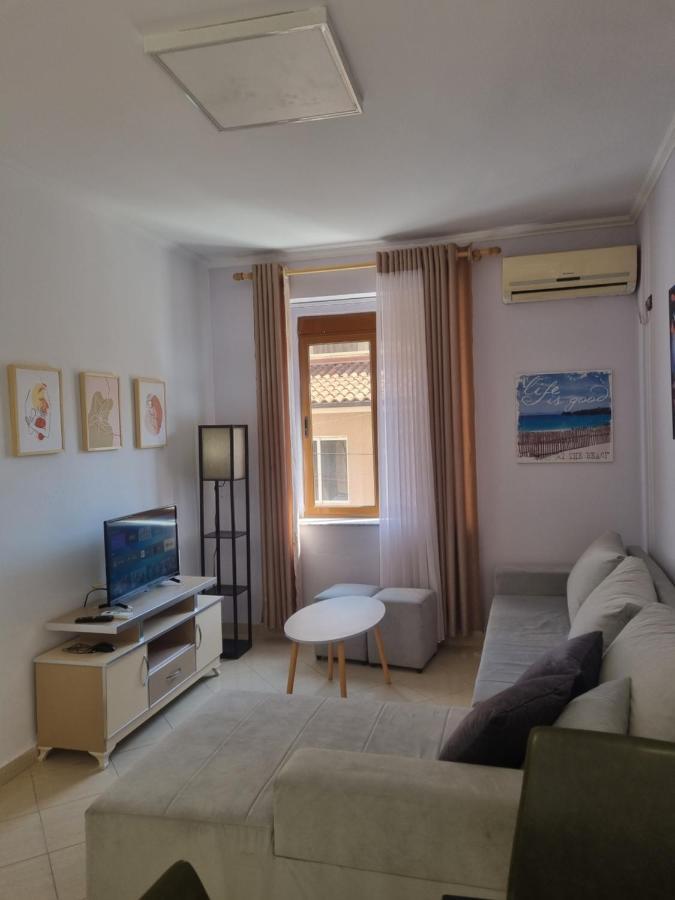 Glamorous Apartment In Tirana Extérieur photo
